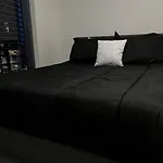 Spacious And Luxurious Apartment In Downtown Miami